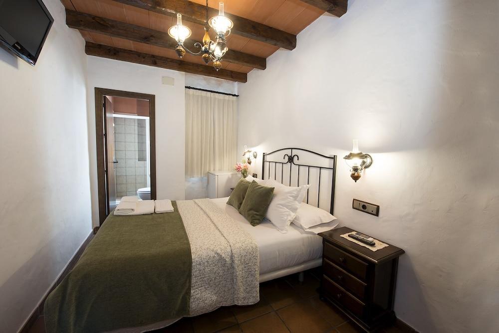 Hostal Torre De Guzman كونيل ذي لا فرونتيرا المظهر الخارجي الصورة