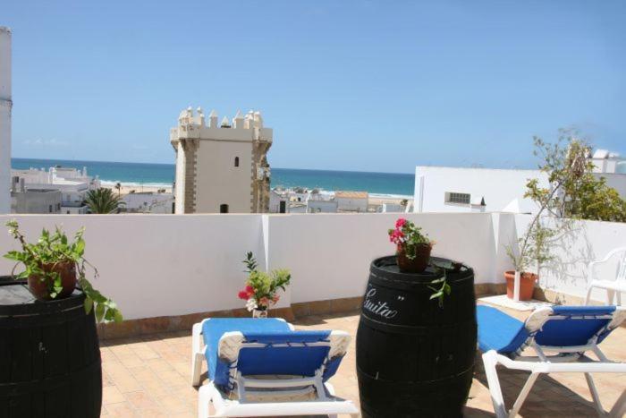 Hostal Torre De Guzman كونيل ذي لا فرونتيرا الغرفة الصورة