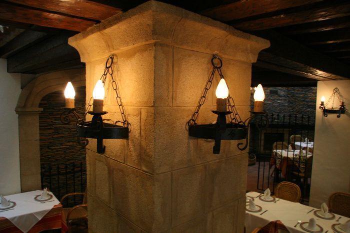 Hostal Torre De Guzman كونيل ذي لا فرونتيرا المظهر الخارجي الصورة